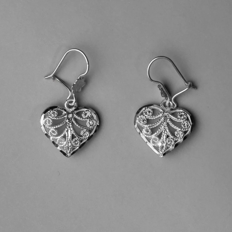 Aretes Corazón de Filigrana en Plata Ley .925